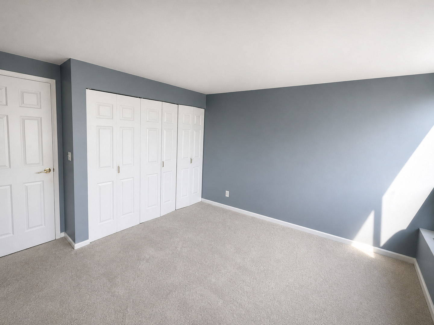 345 N La Salle Drive Unit: 3404