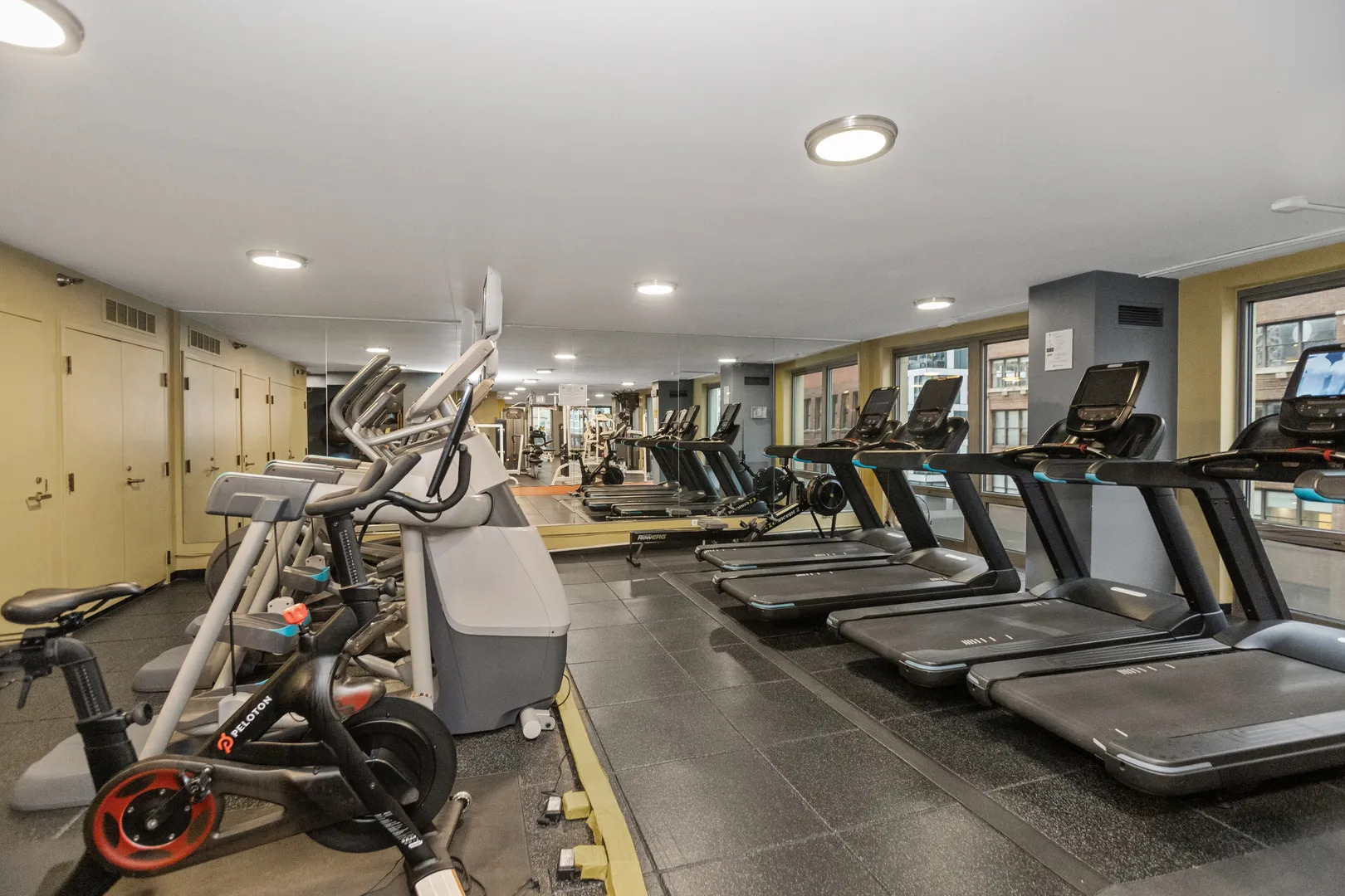 440 N Wabash Avenue Unit: 2903