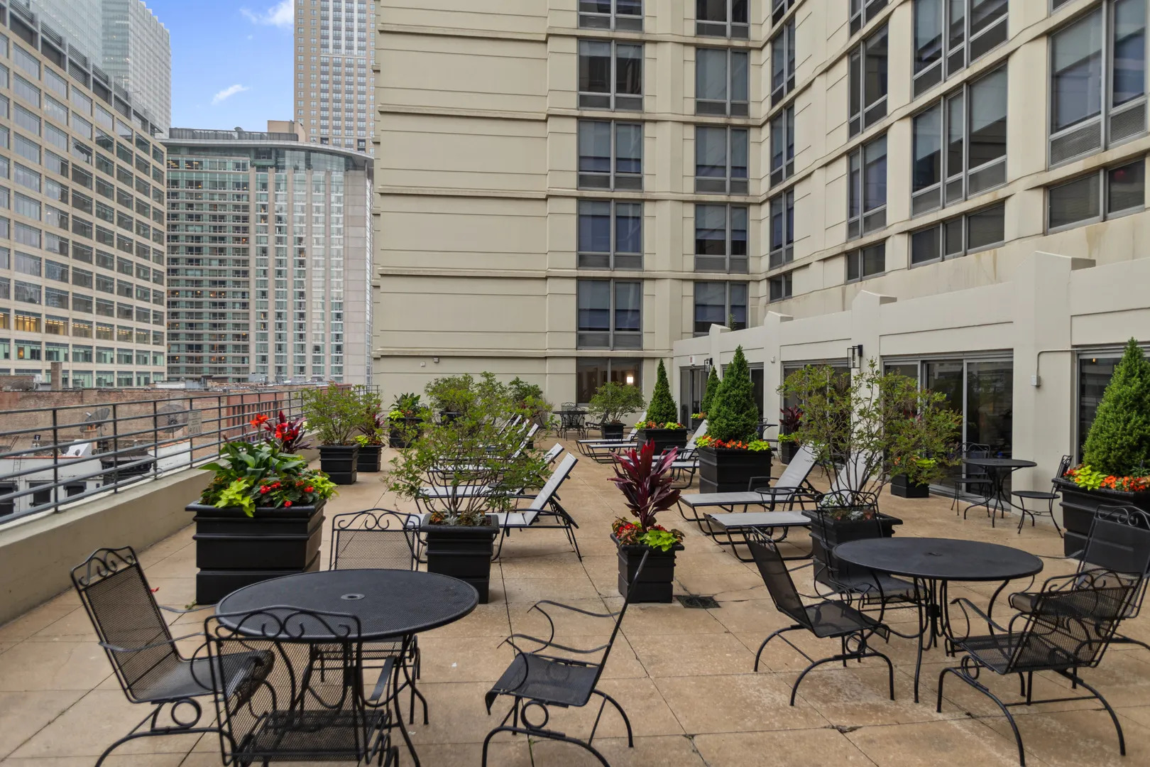 440 N Wabash Avenue Unit: 2903