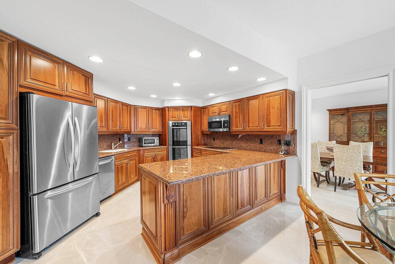 20320 Fairway Oaks Drive 331