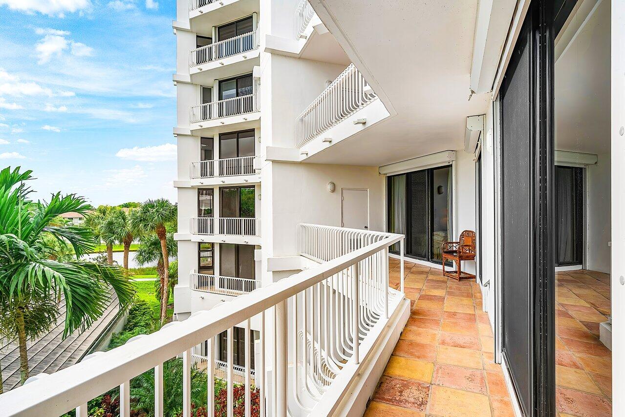 20320 Fairway Oaks Drive 331