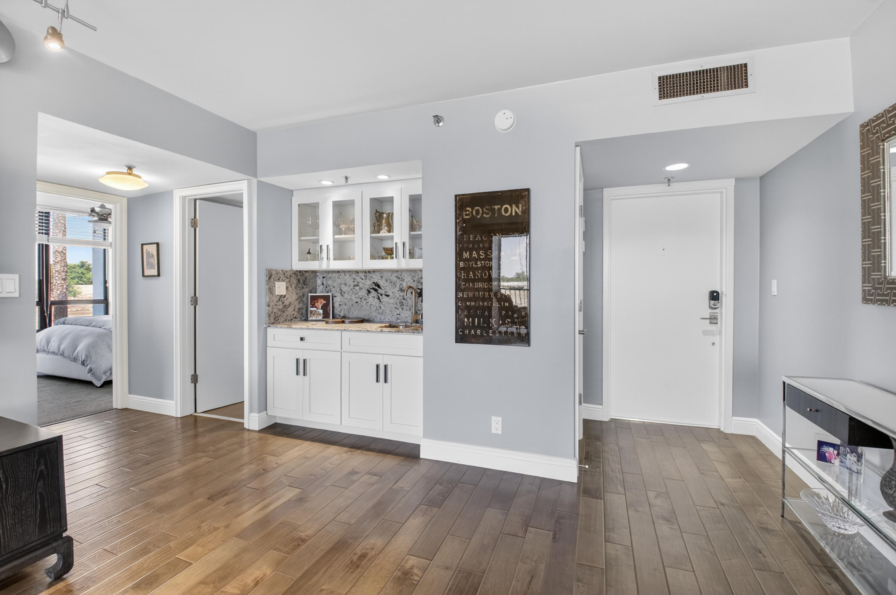 7802 Lakeside Boulevard 725
