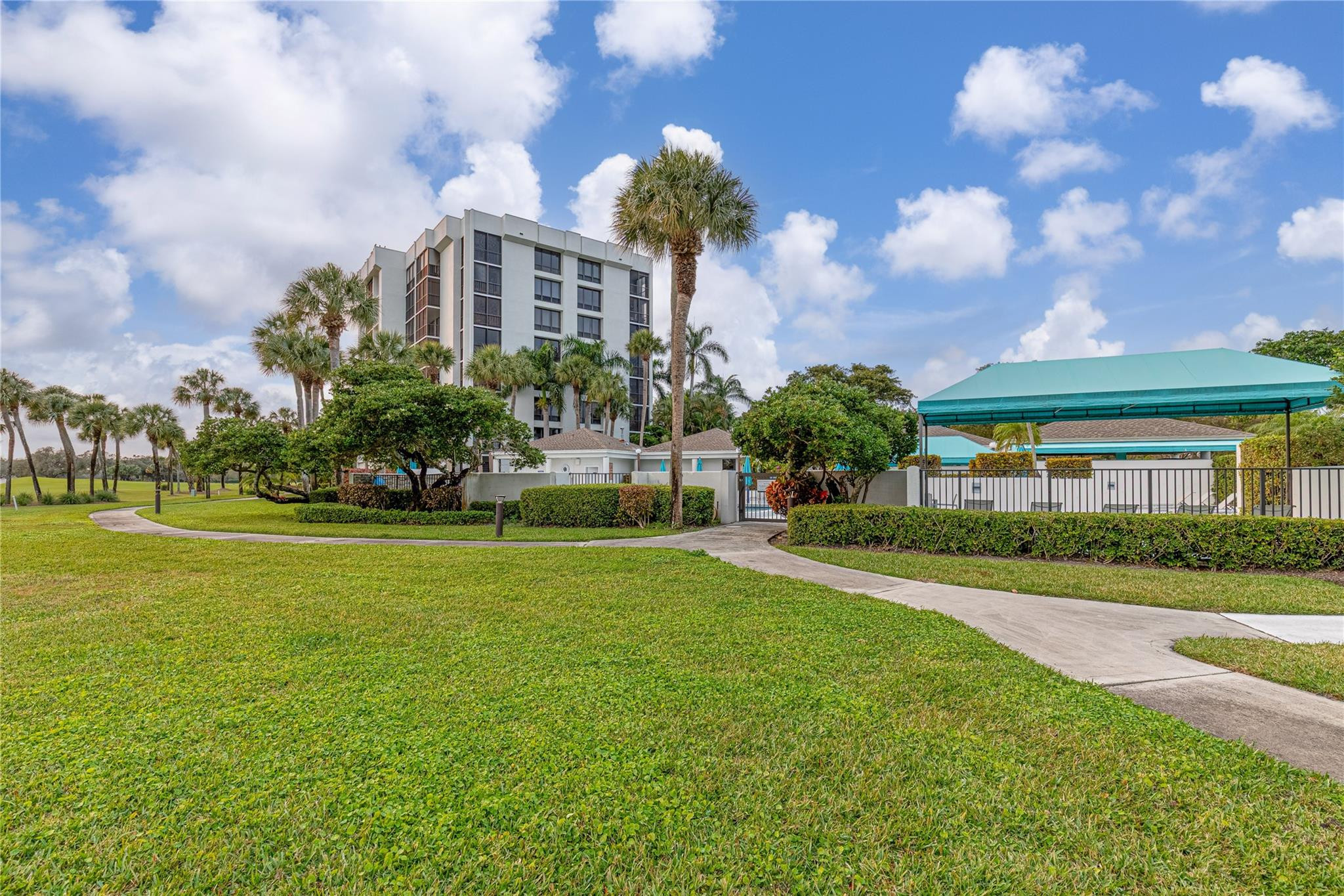6805 Willow Wood Drive 5022