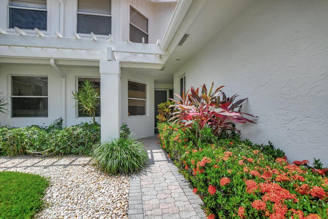 5801 NW 24th Avenue Unit: 1004