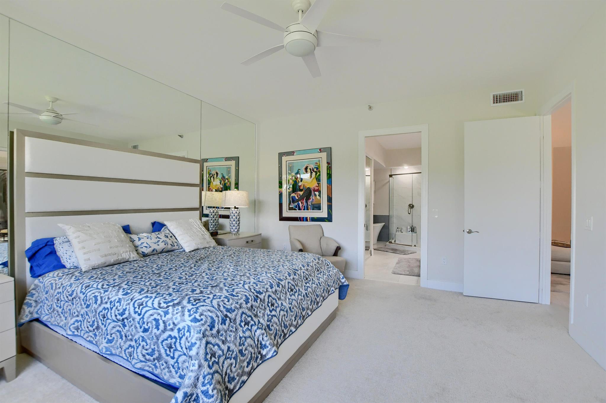 2461 NW 59th Street Unit: 701