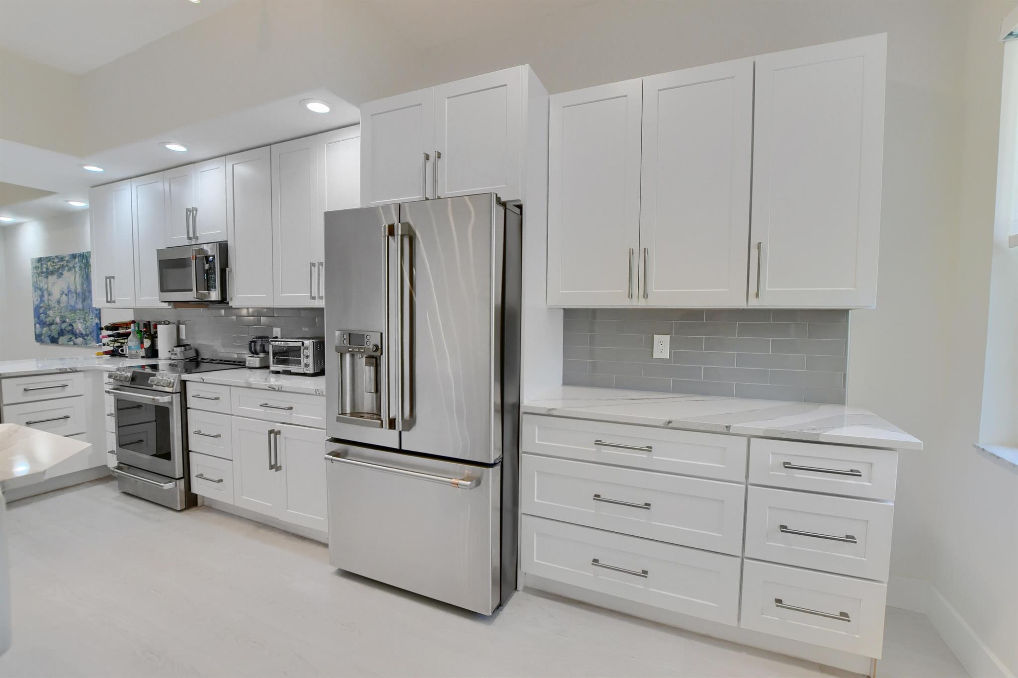 2461 NW 59th Street Unit: 701
