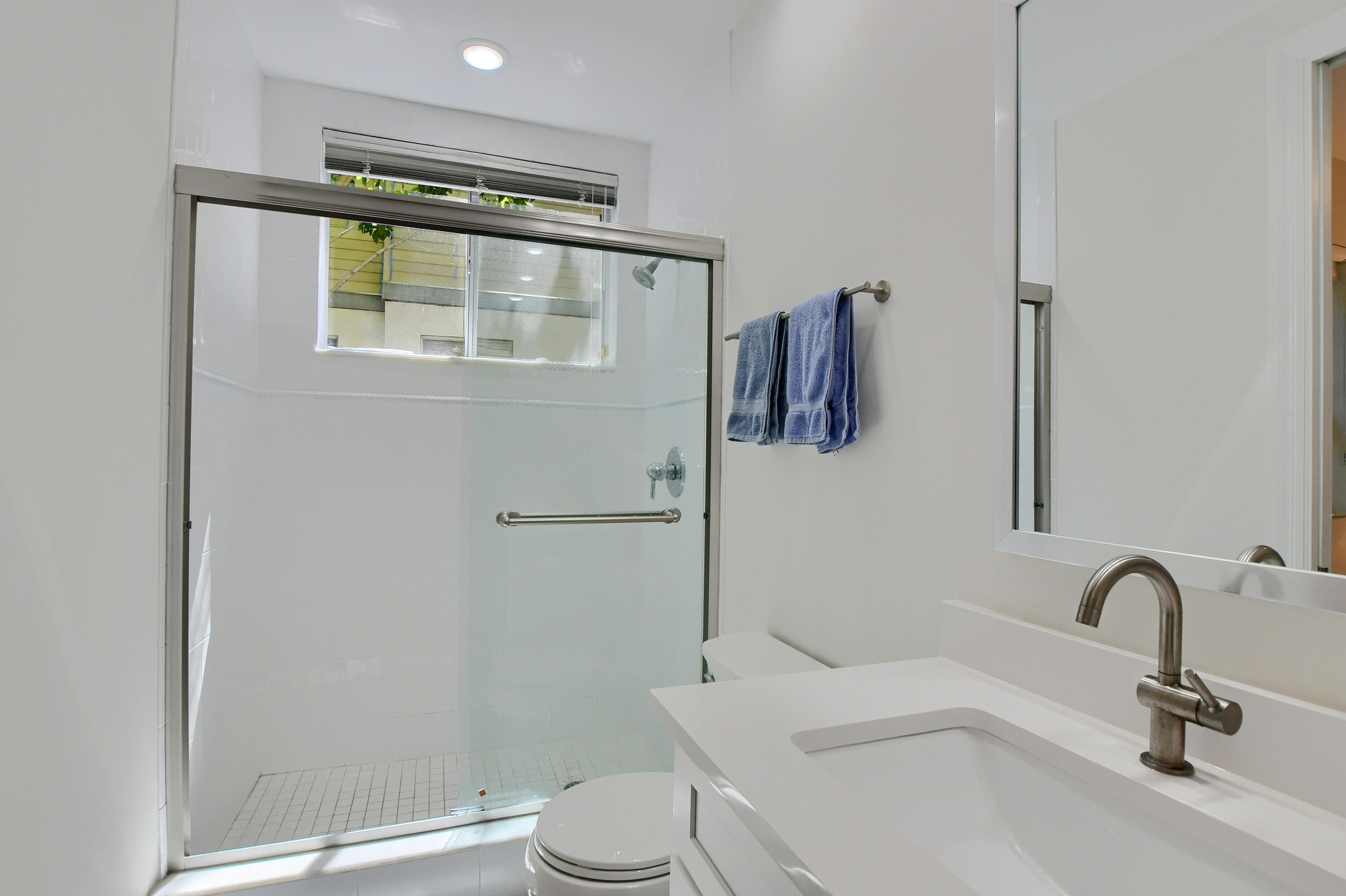 2461 NW 59th Street Unit: 701