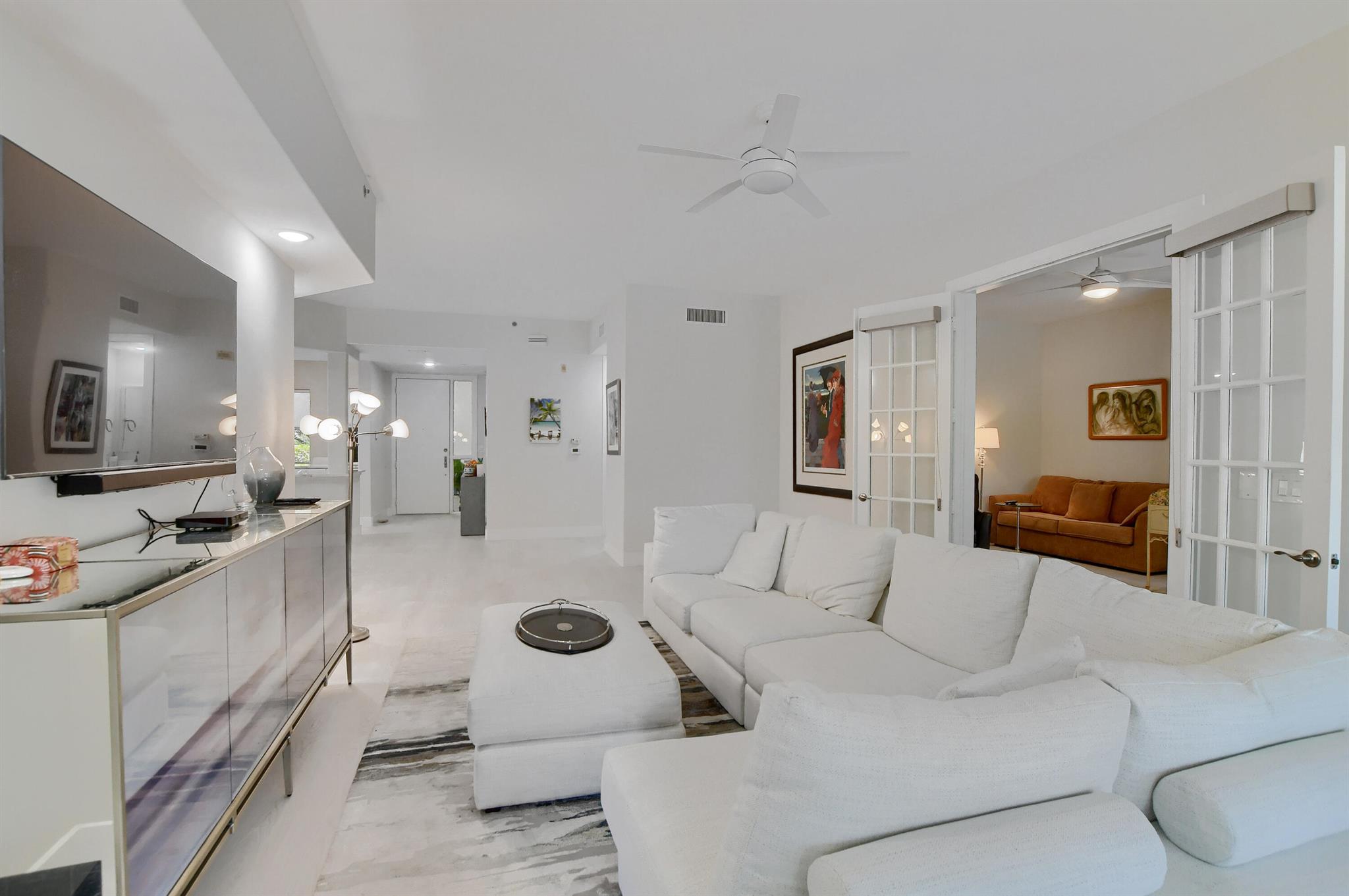 2461 NW 59th Street Unit: 701