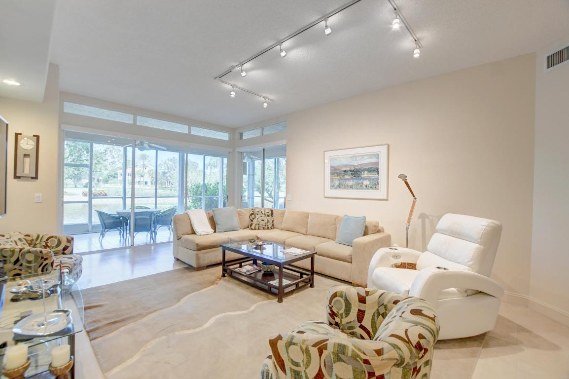 2471 NW 59th Street Unit: 804