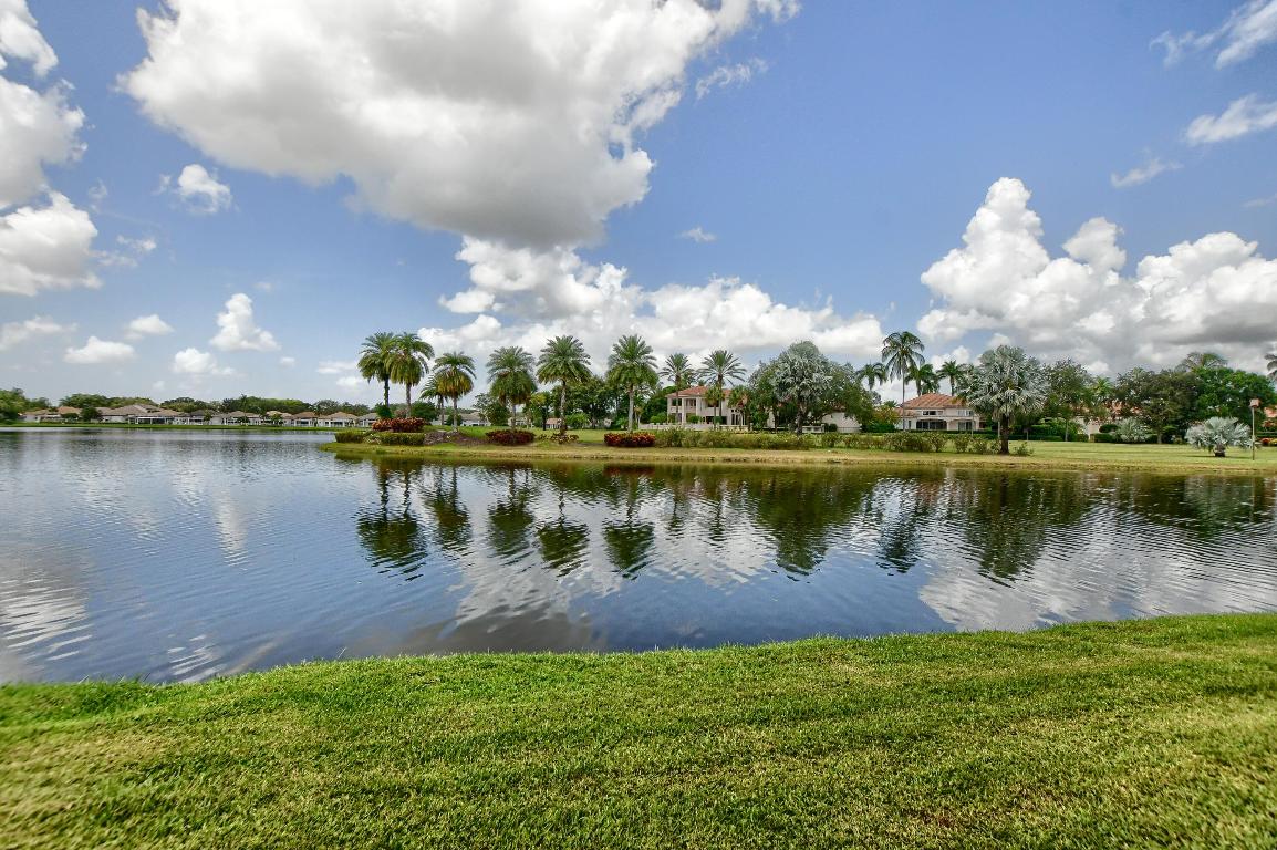 2471 NW 59th Street Unit: 804