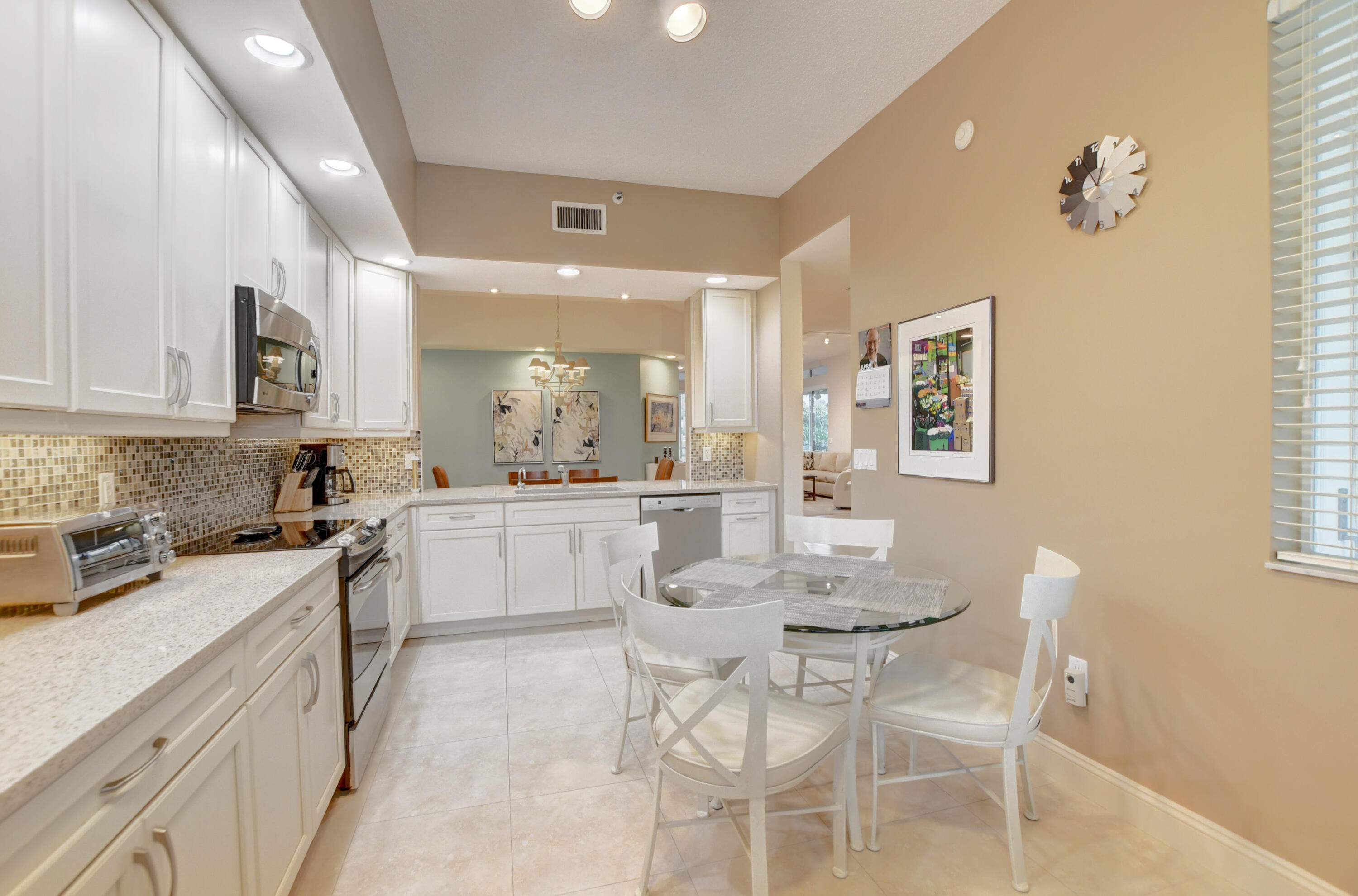 2471 NW 59th Street Unit: 804