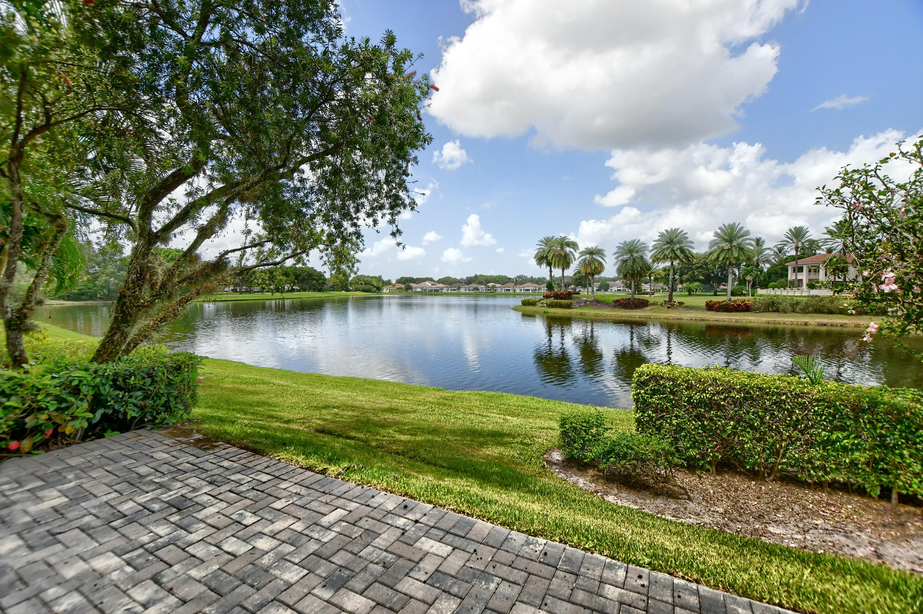 2471 NW 59th Street Unit: 804