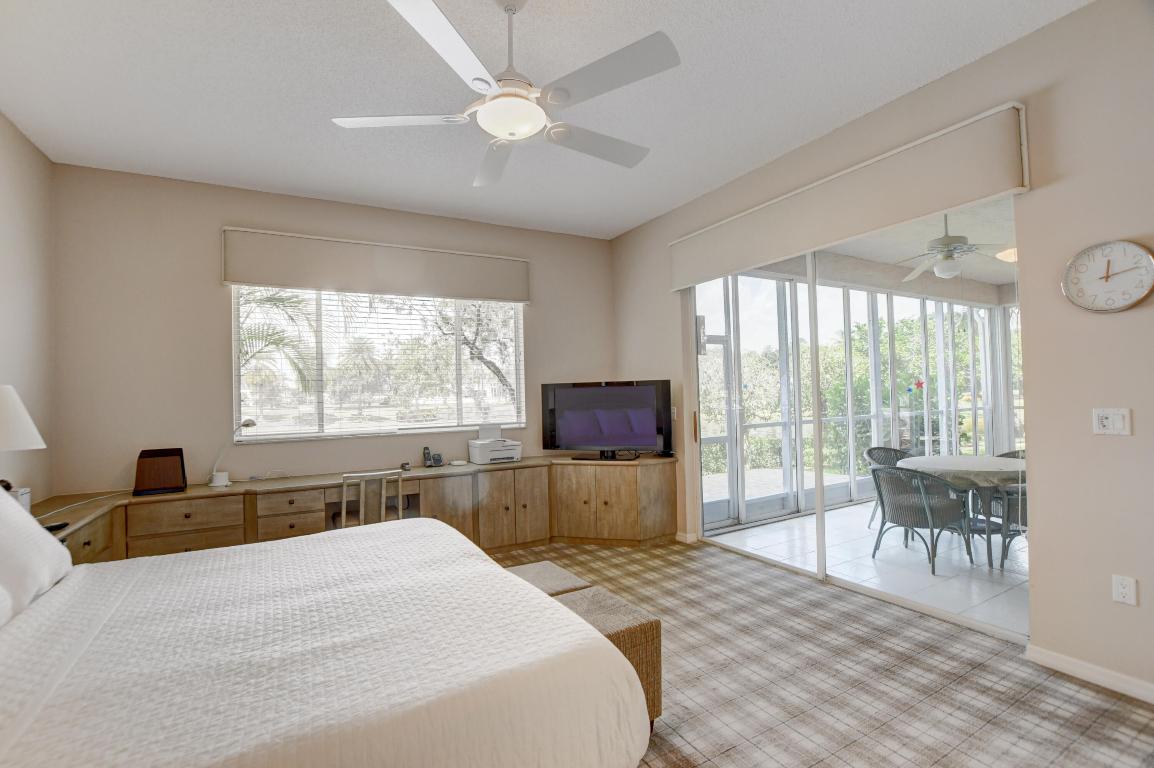 2471 NW 59th Street Unit: 804