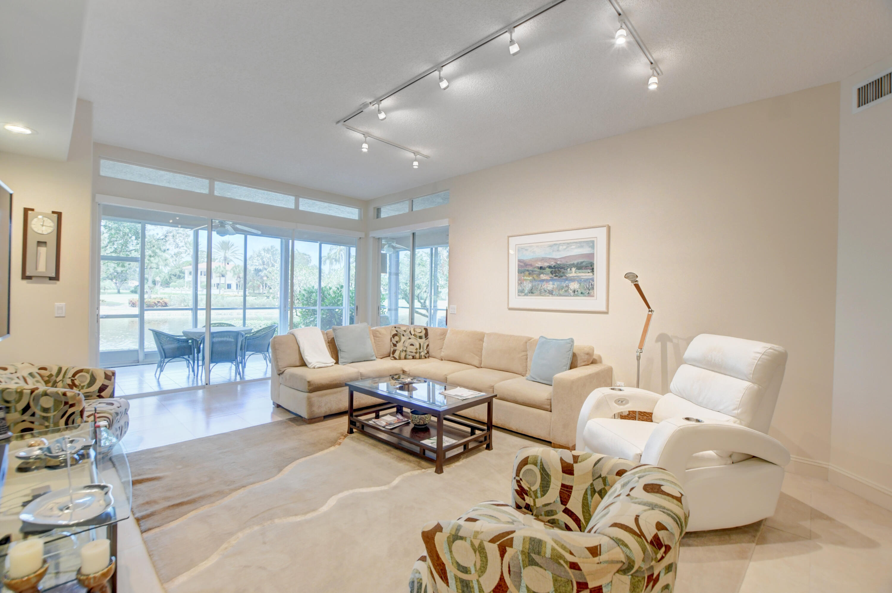 2471 NW 59th Street Unit: 804