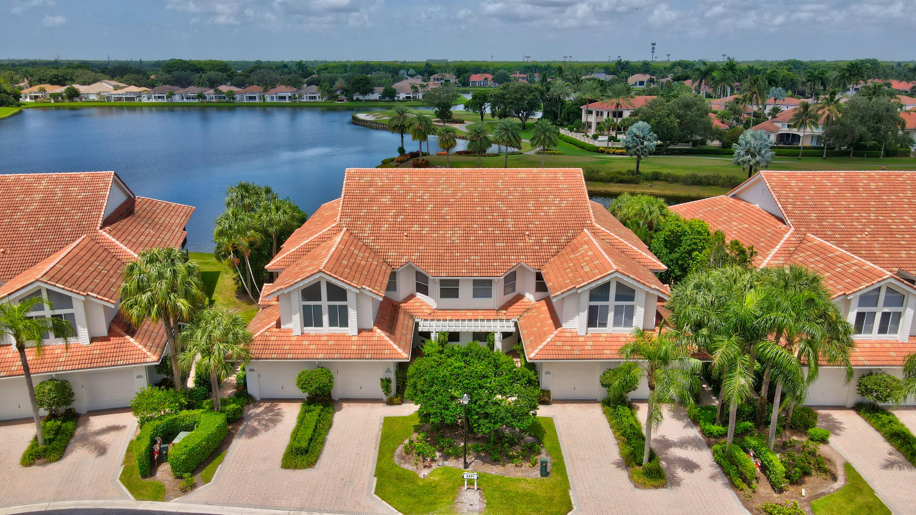 2471 NW 59th Street Unit: 804