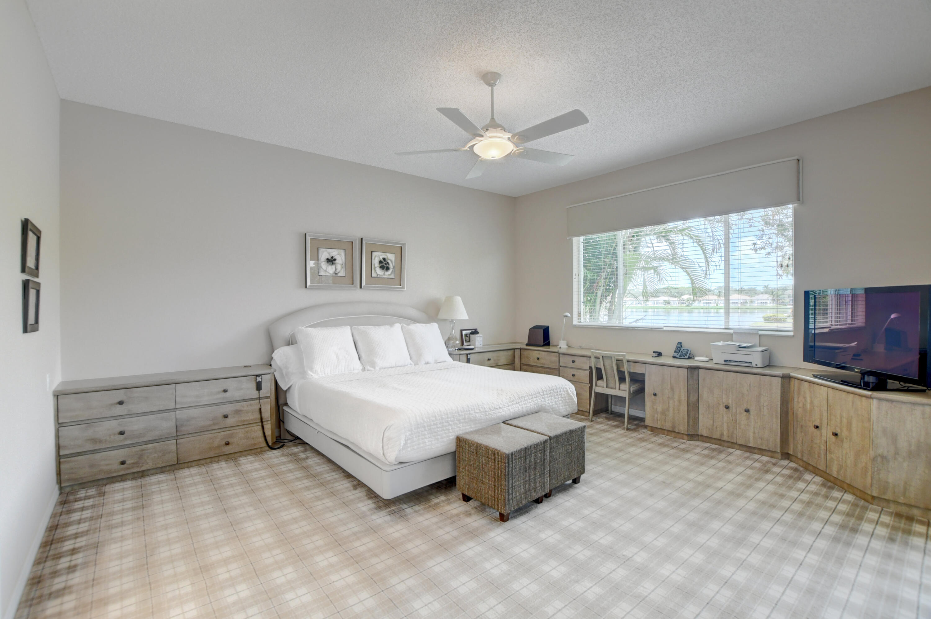 2471 NW 59th Street Unit: 804