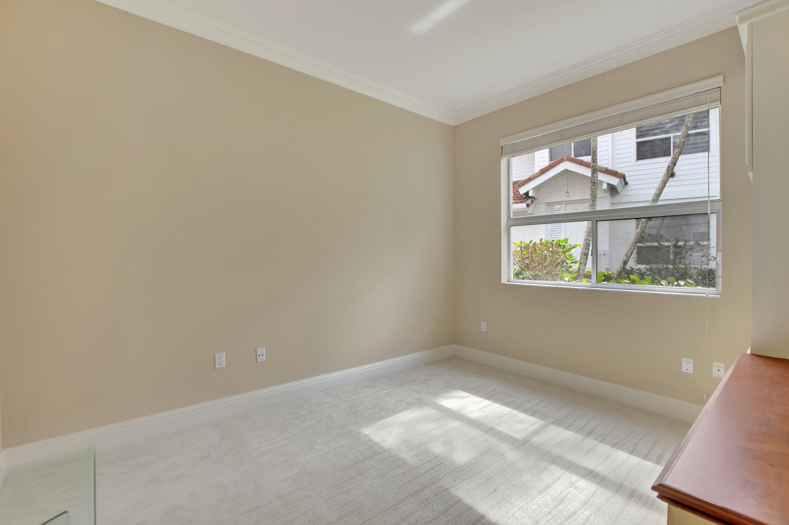 2471 NW 59th Street Unit: 801
