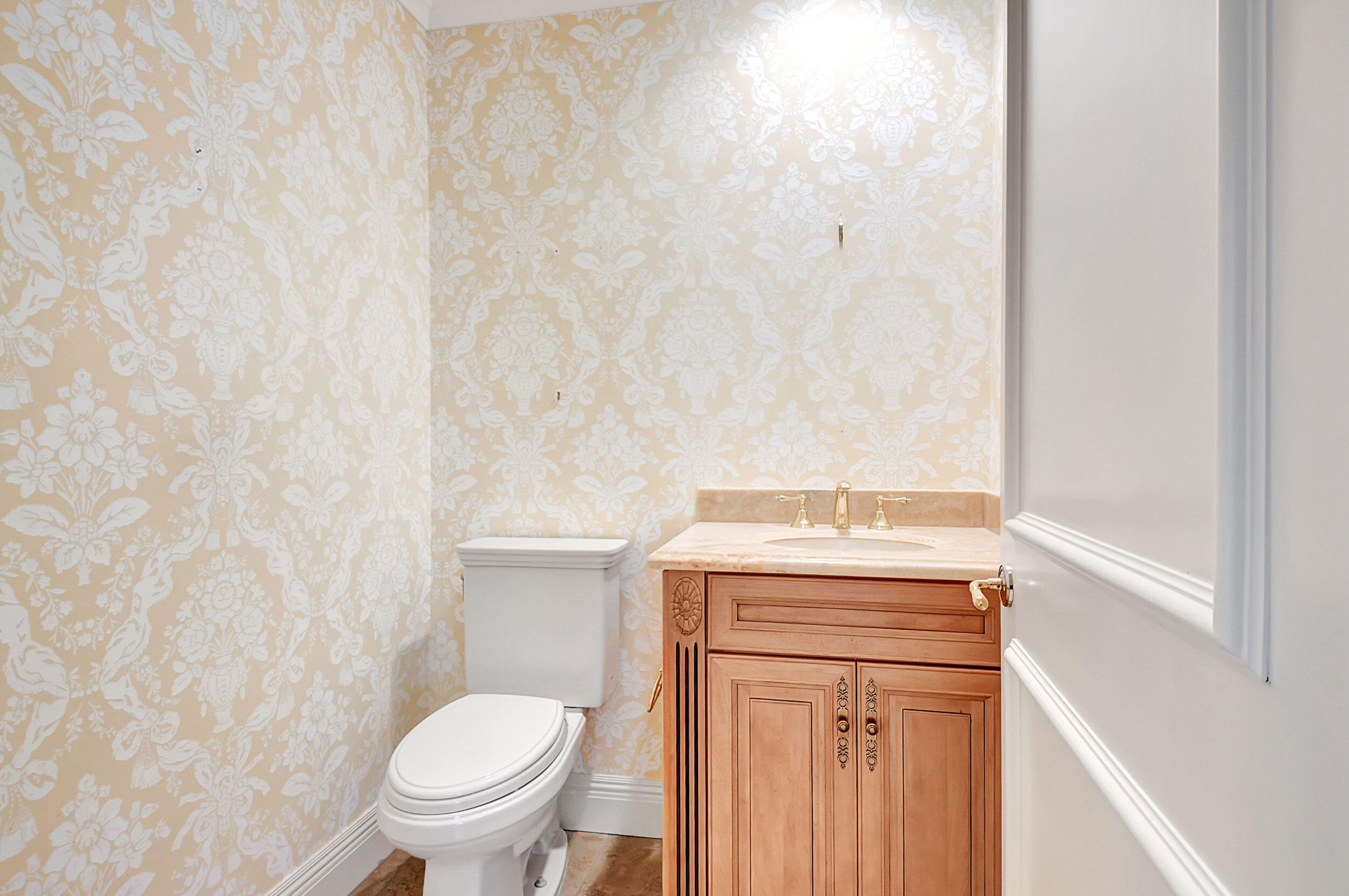 2471 NW 59th Street Unit: 801