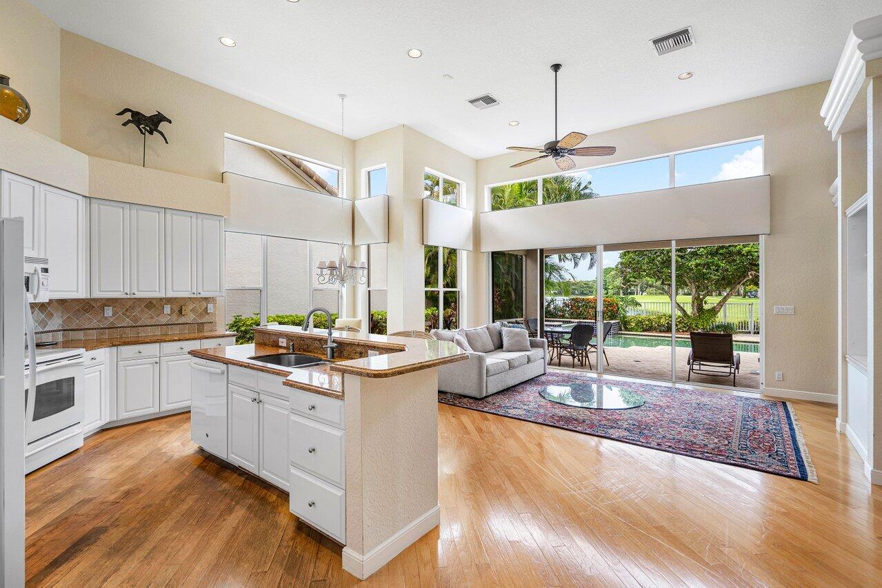 5806 NW 25th Terrace