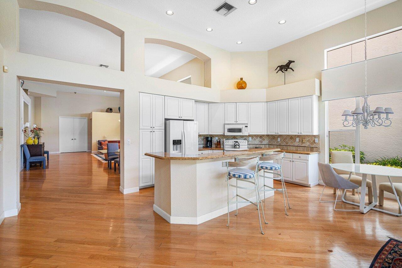 5806 NW 25th Terrace