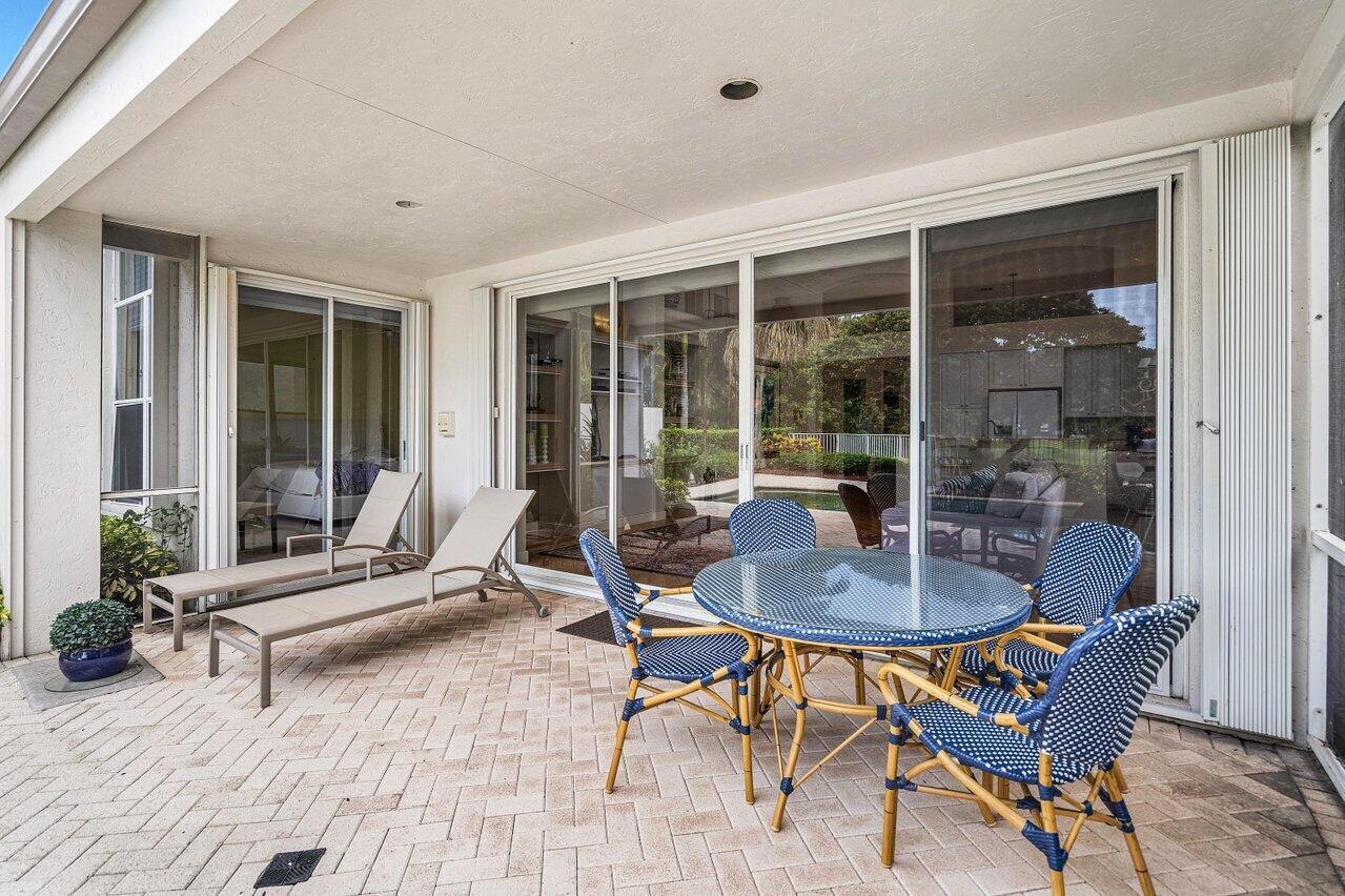 5806 NW 25th Terrace