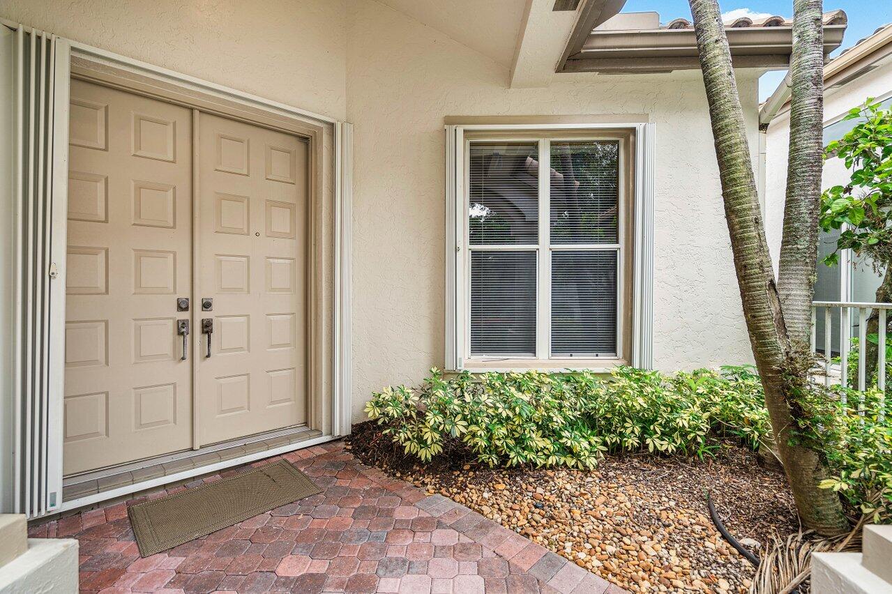 5806 NW 25th Terrace