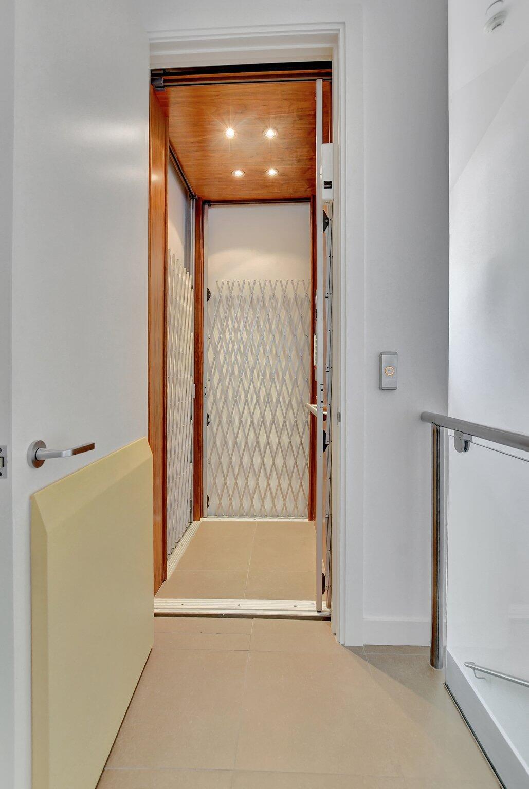 2481 NW 59th Street NW 902