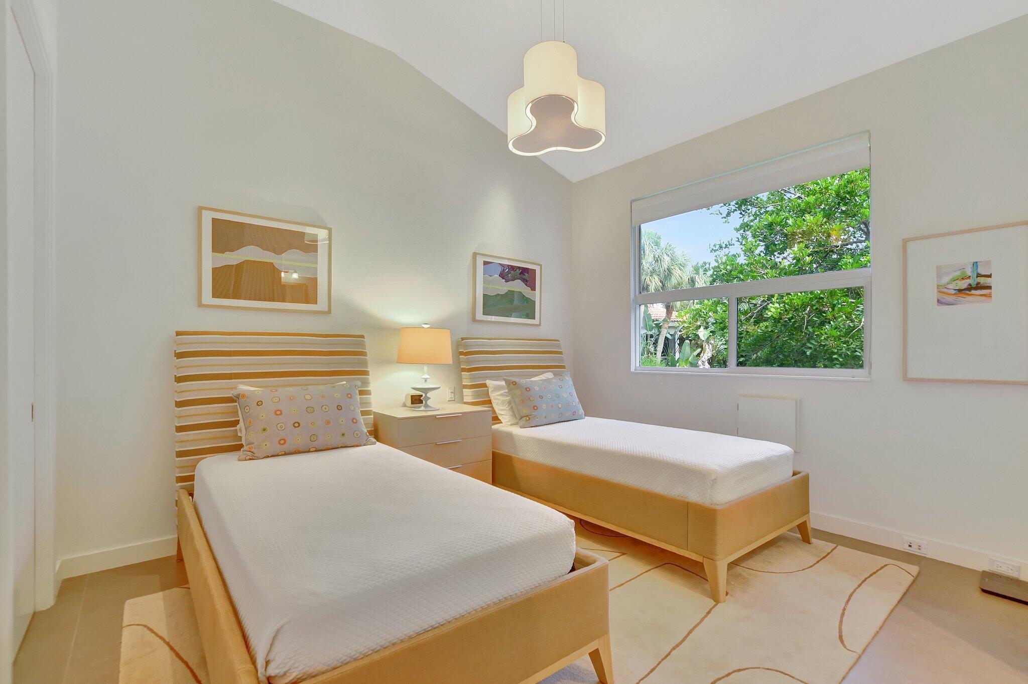 2481 NW 59th Street NW 902