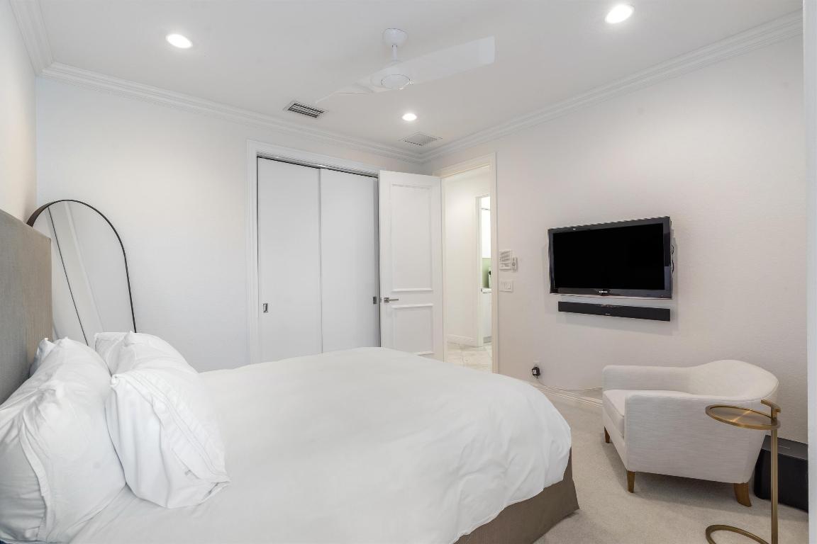 6724 Casa Grande Way