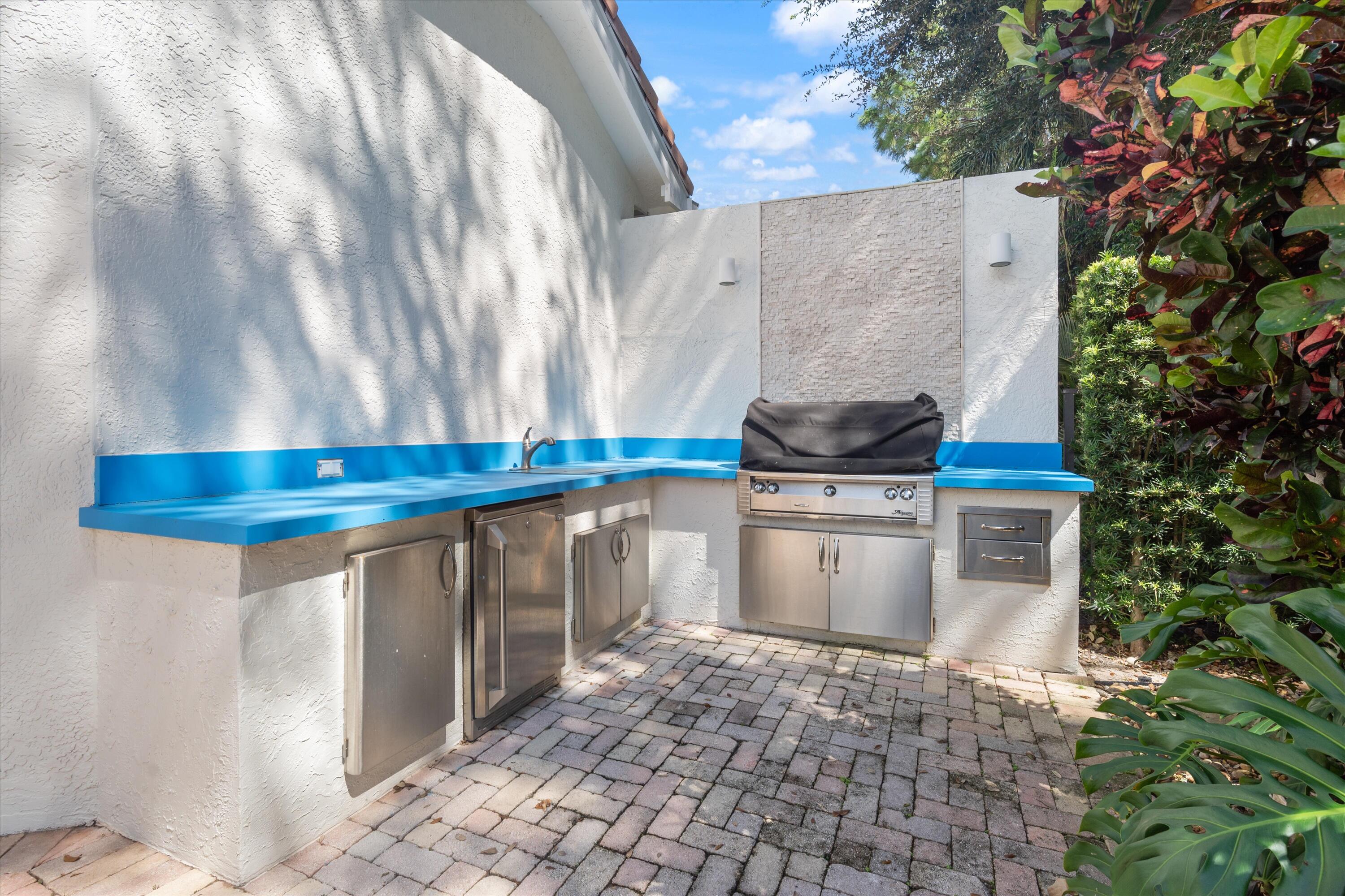 6724 Casa Grande Way