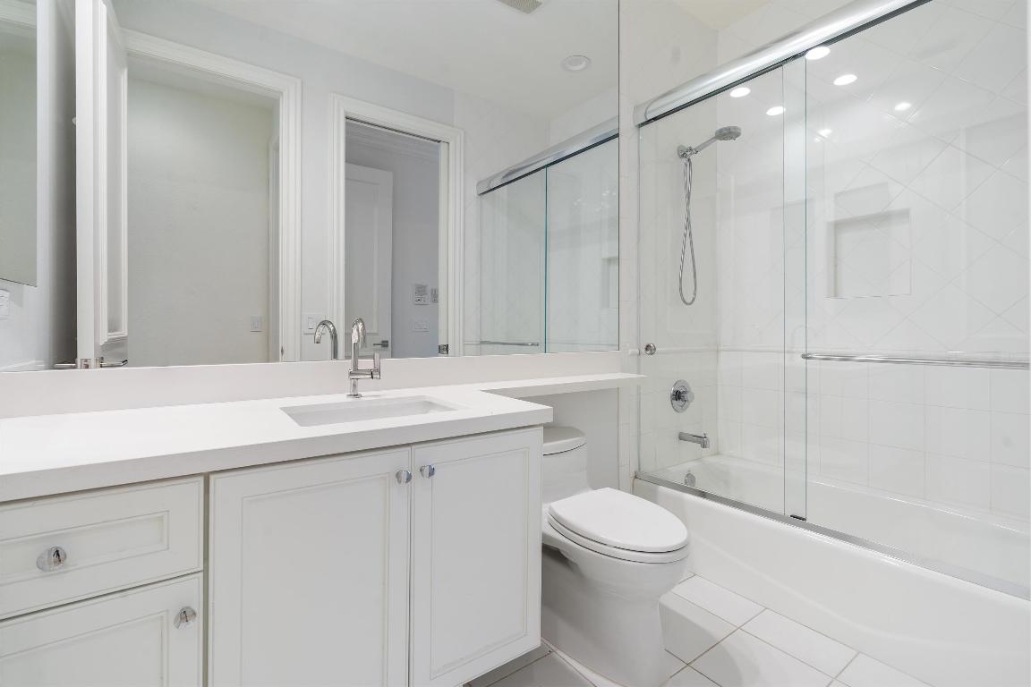 6724 Casa Grande Way