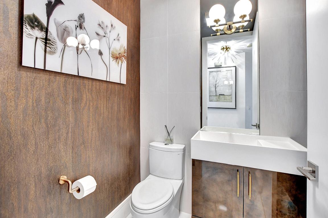 2481 NW 59th Street 901