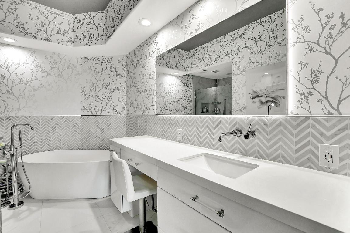 2481 NW 59th Street 901