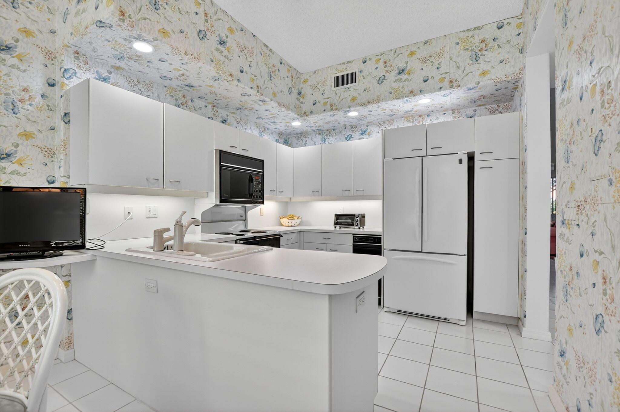 5781 NW 24th Avenue 904