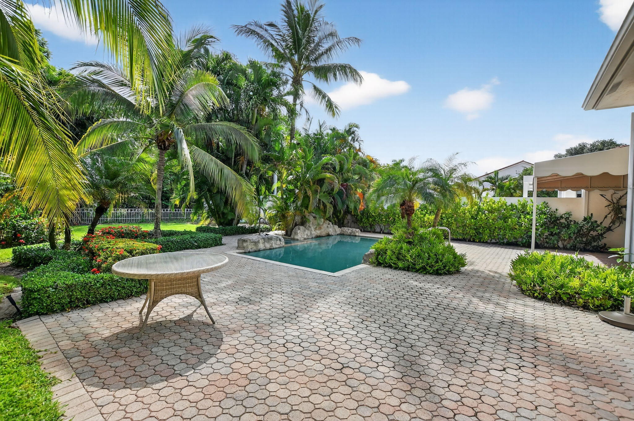 5796 NW 24th Terrace