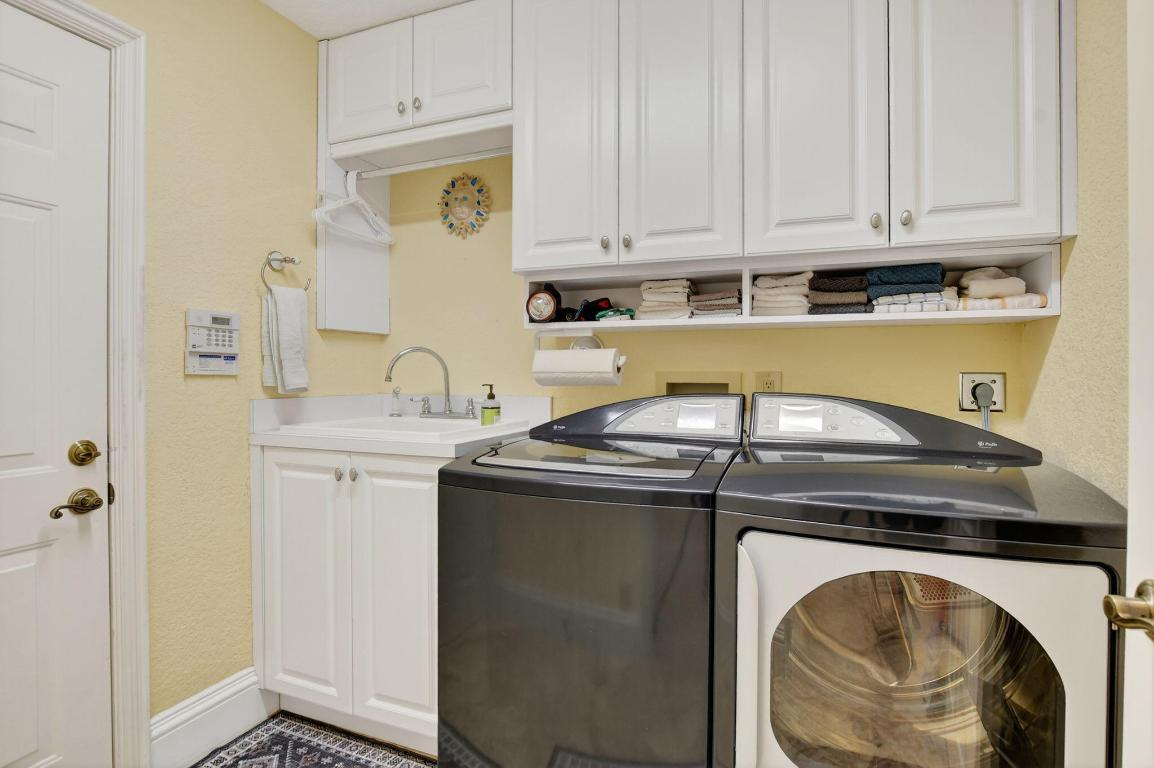 5796 NW 24th Terrace