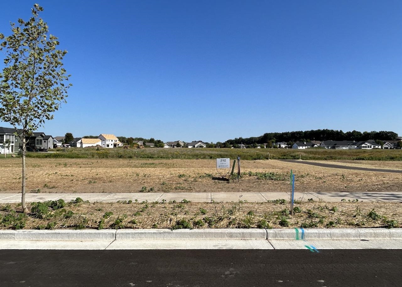 7801 Bluestem Trail