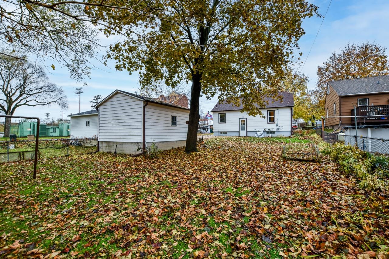 625 N Fair Oaks Avenue