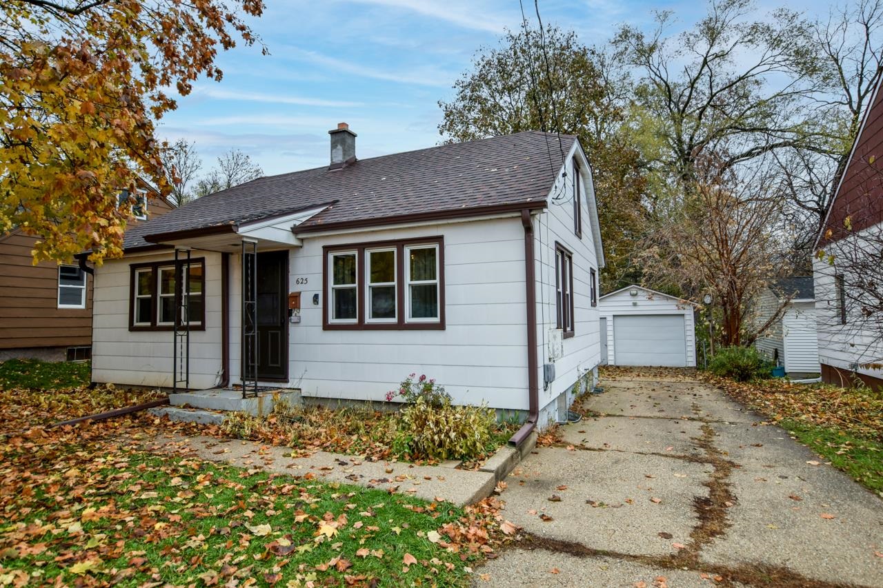 625 N Fair Oaks Avenue