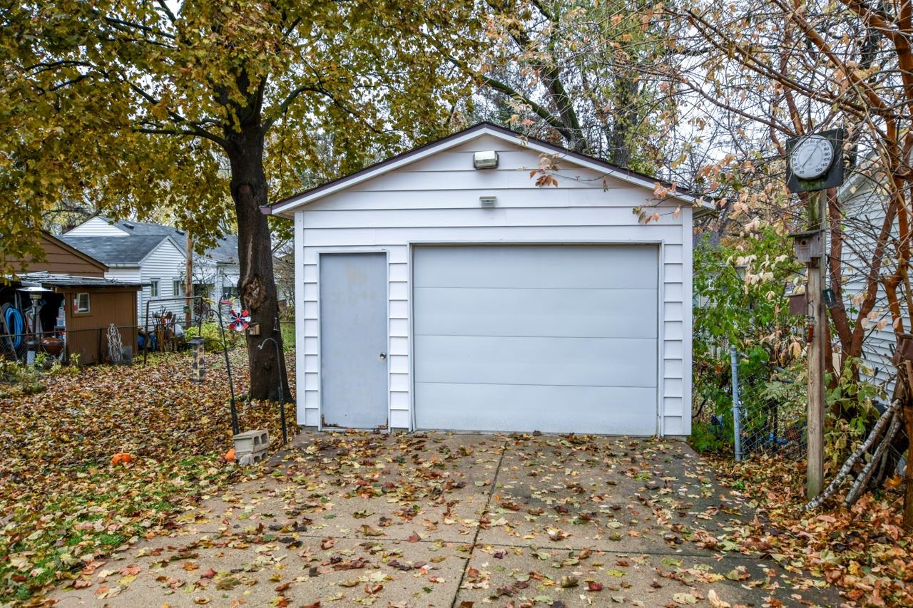 625 N Fair Oaks Avenue