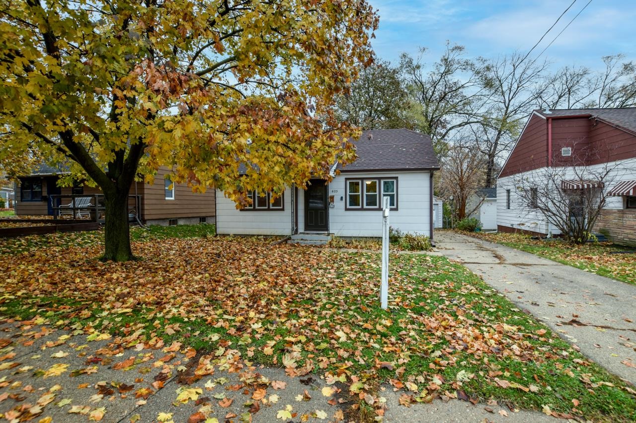 625 N Fair Oaks Avenue