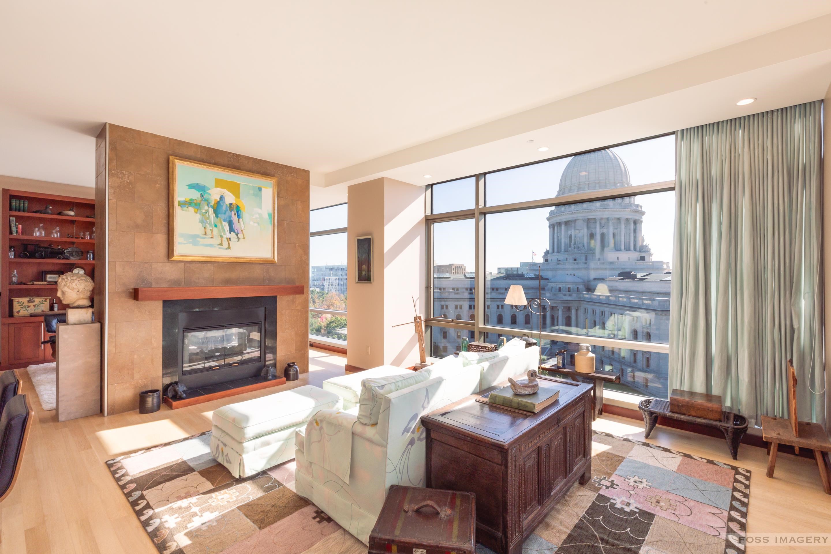 100 Wisconsin Avenue 1000