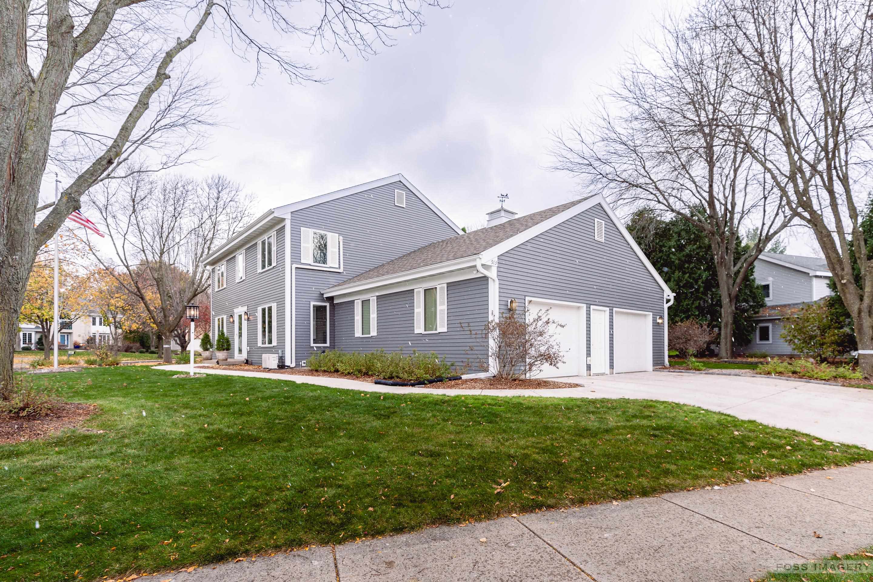 913 Sauk Ridge Trail