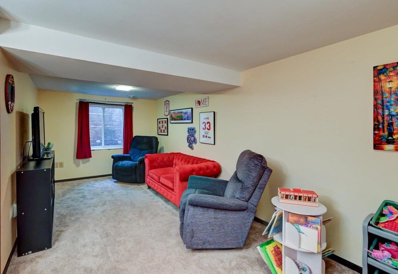 5287 Scenic Ridge Trail