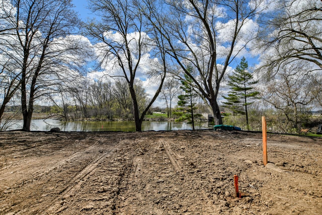4607 (Lot 1) Yahara Drive
