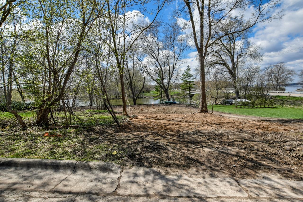 4607 (Lot 1) Yahara Drive
