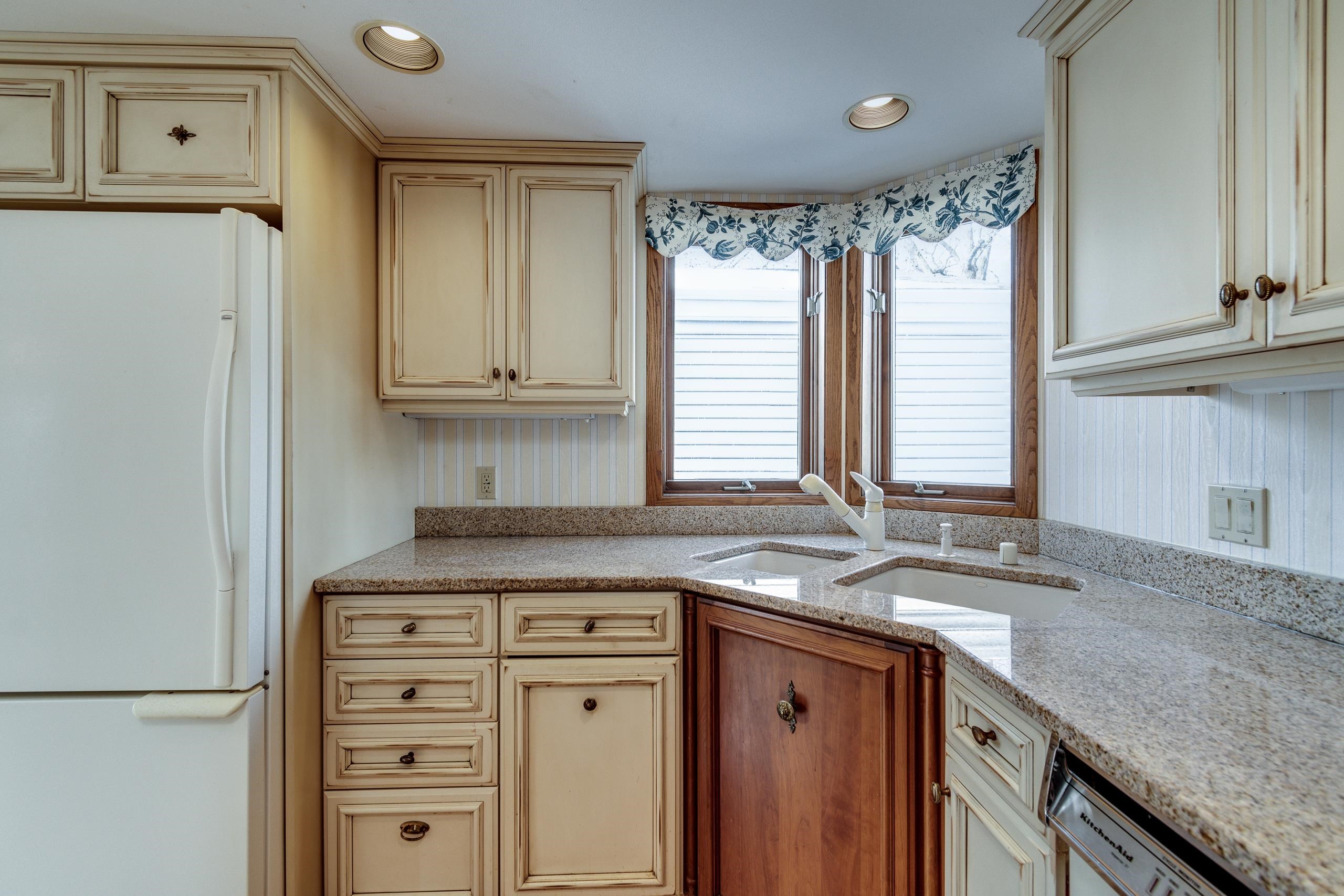 5255 Anna Lane