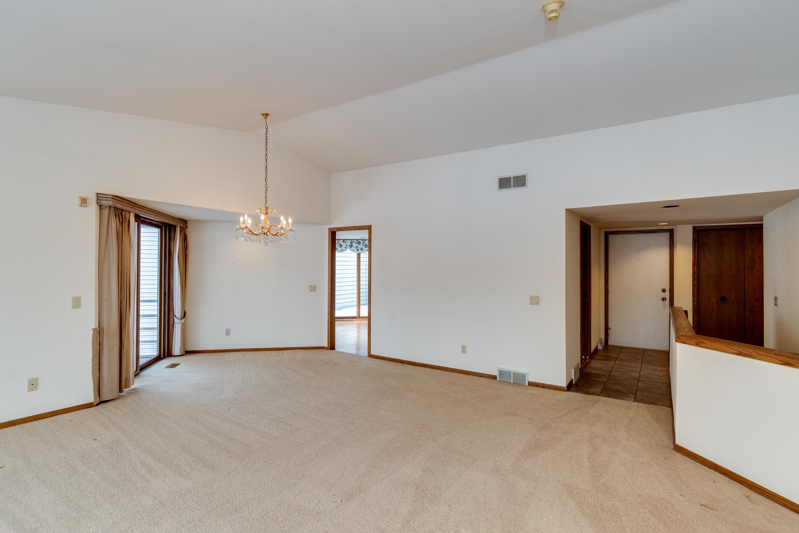 5255 Anna Lane