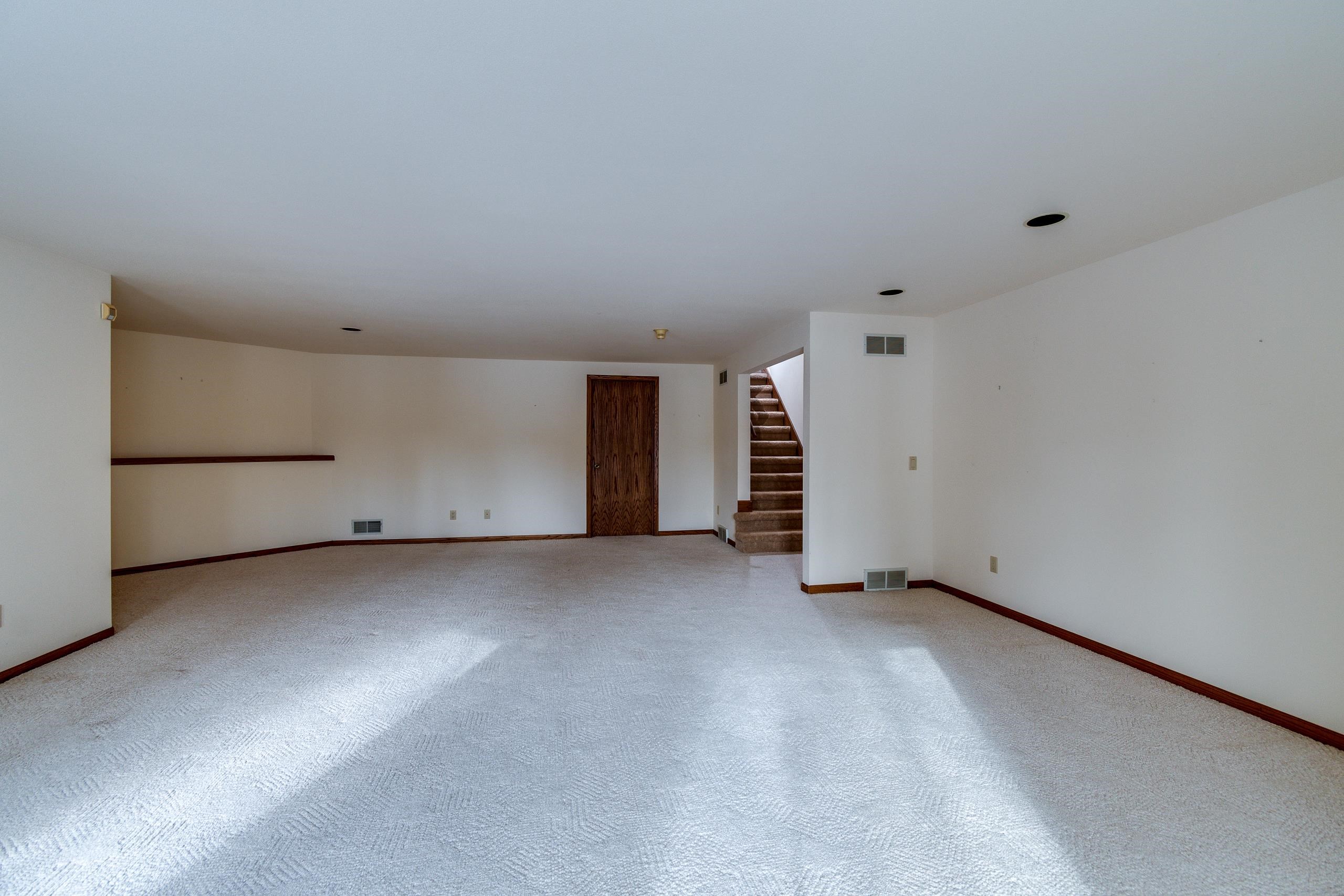 5255 Anna Lane