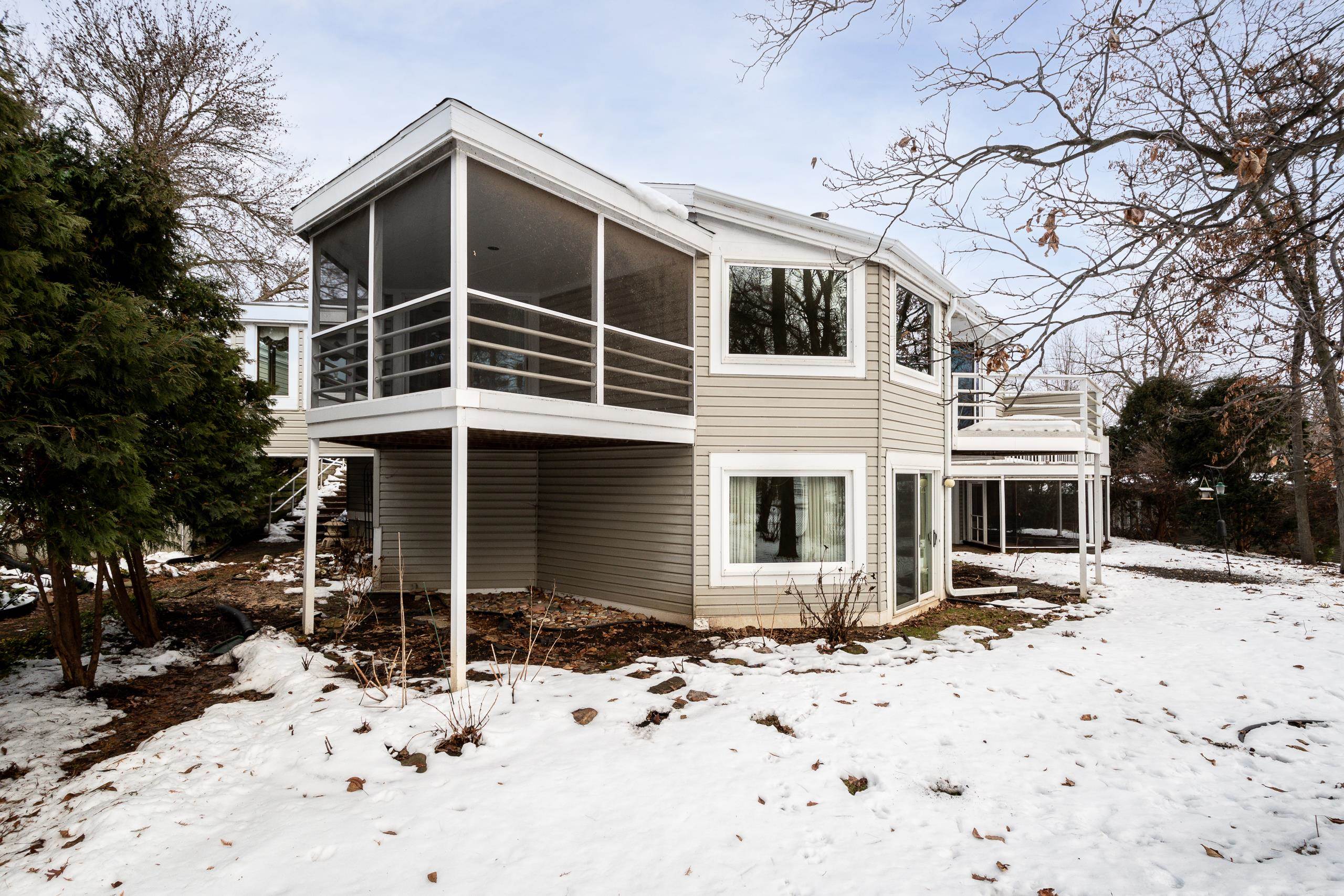 5255 Anna Lane